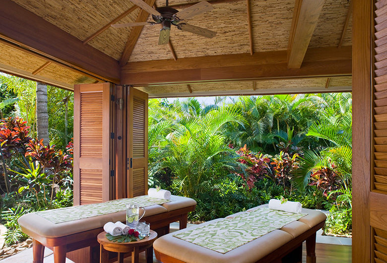 Where to Have Fun on Kauai's North and South Shores